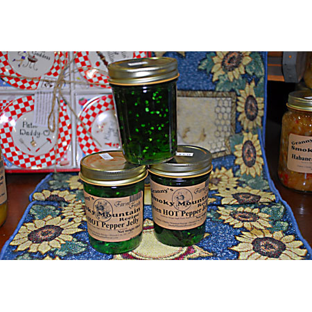 Green Pepper Jelly HOT - Half-Pint