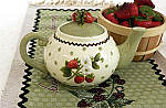 Berry Sweet Teapot